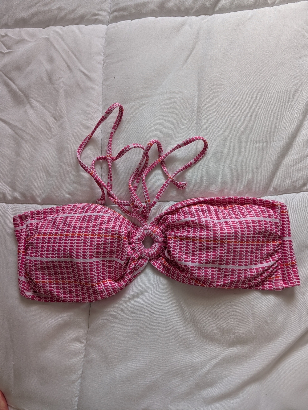 Vineyard Vines Pink Bandeau Swim Top with Ring Accent and Whale Design Sz M